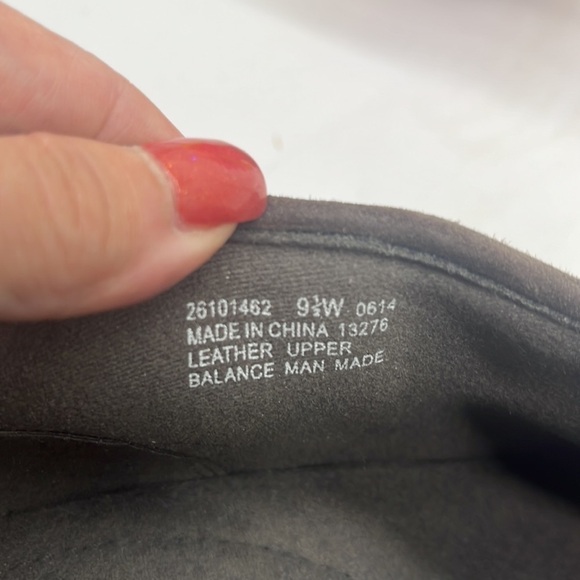 Clarks Collection Brown Suede Ankle Boots Size 9.5 MCA4286A - Picture 6 of 10